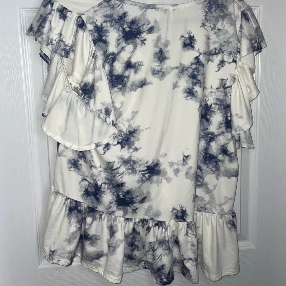 Altar’d State Ruffle Tie-Dye Top - Picture 4 of 8